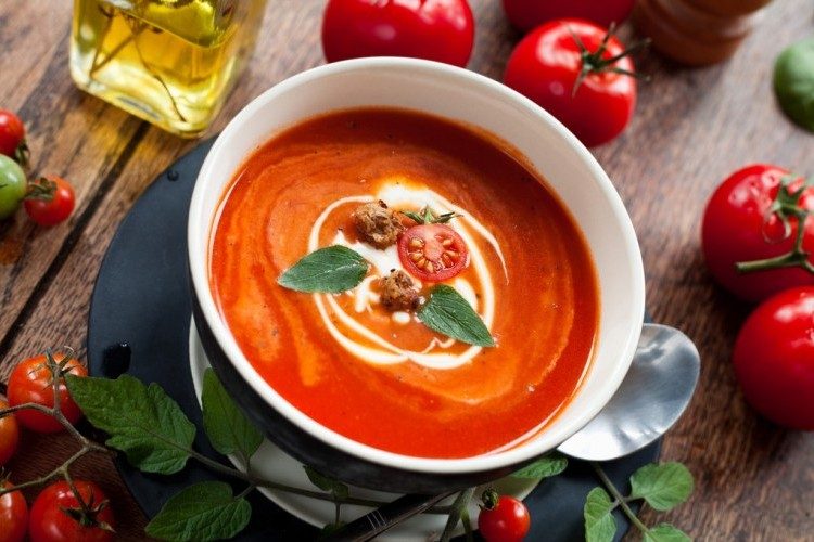 شوربة طماطم
